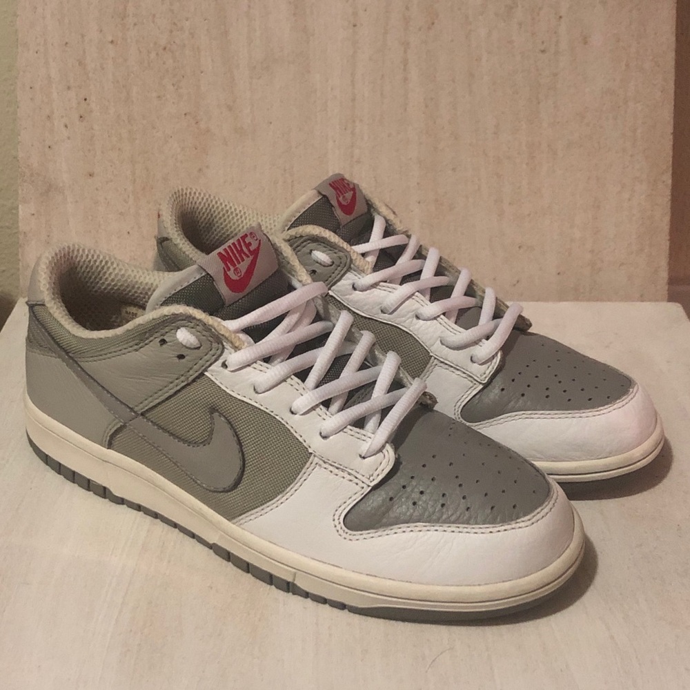 Nike WMNS Dunk Low Sneakers Vintage 2006